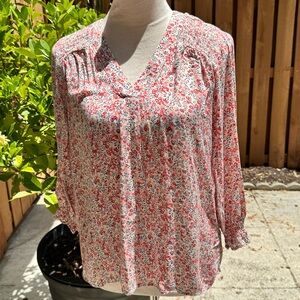 SOIRÉE. Floral, V-Neck, 3/4 Sleeve Top.Smock work on Sleeves & Shoulders…